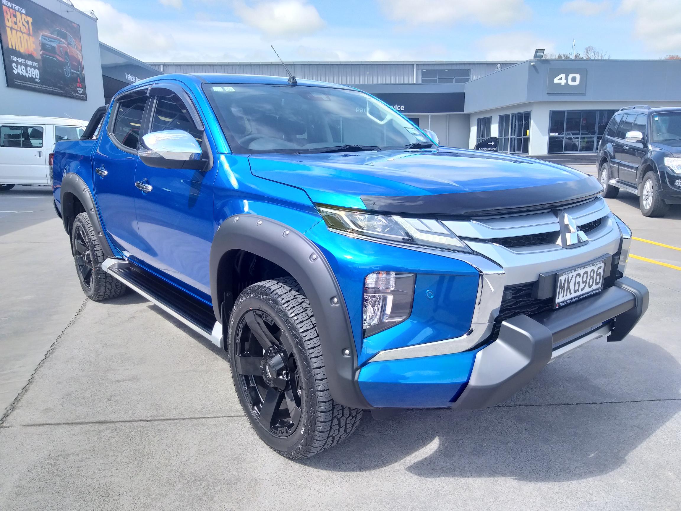 Triton VRX 4WD