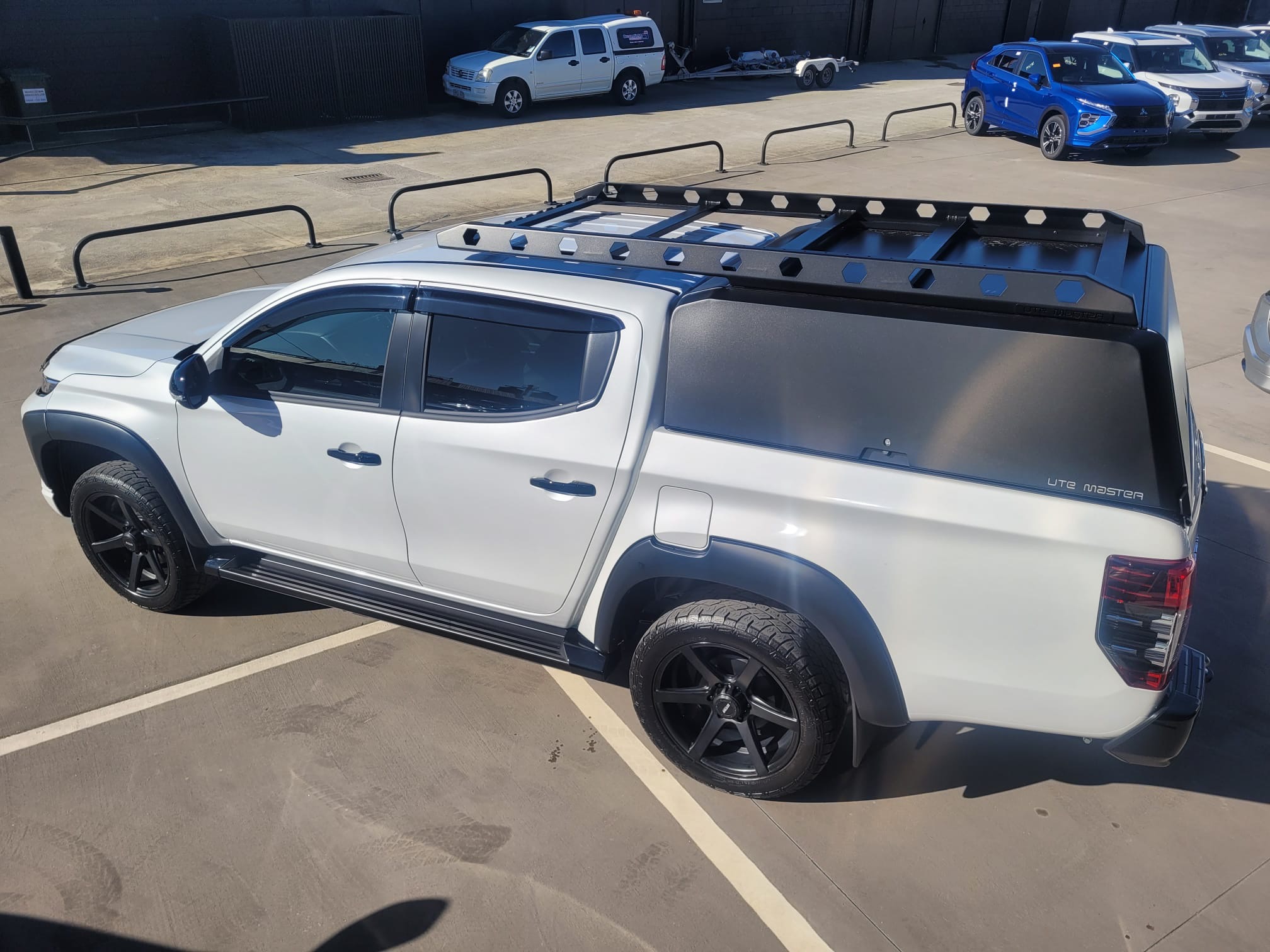 Mitsubishi Triton