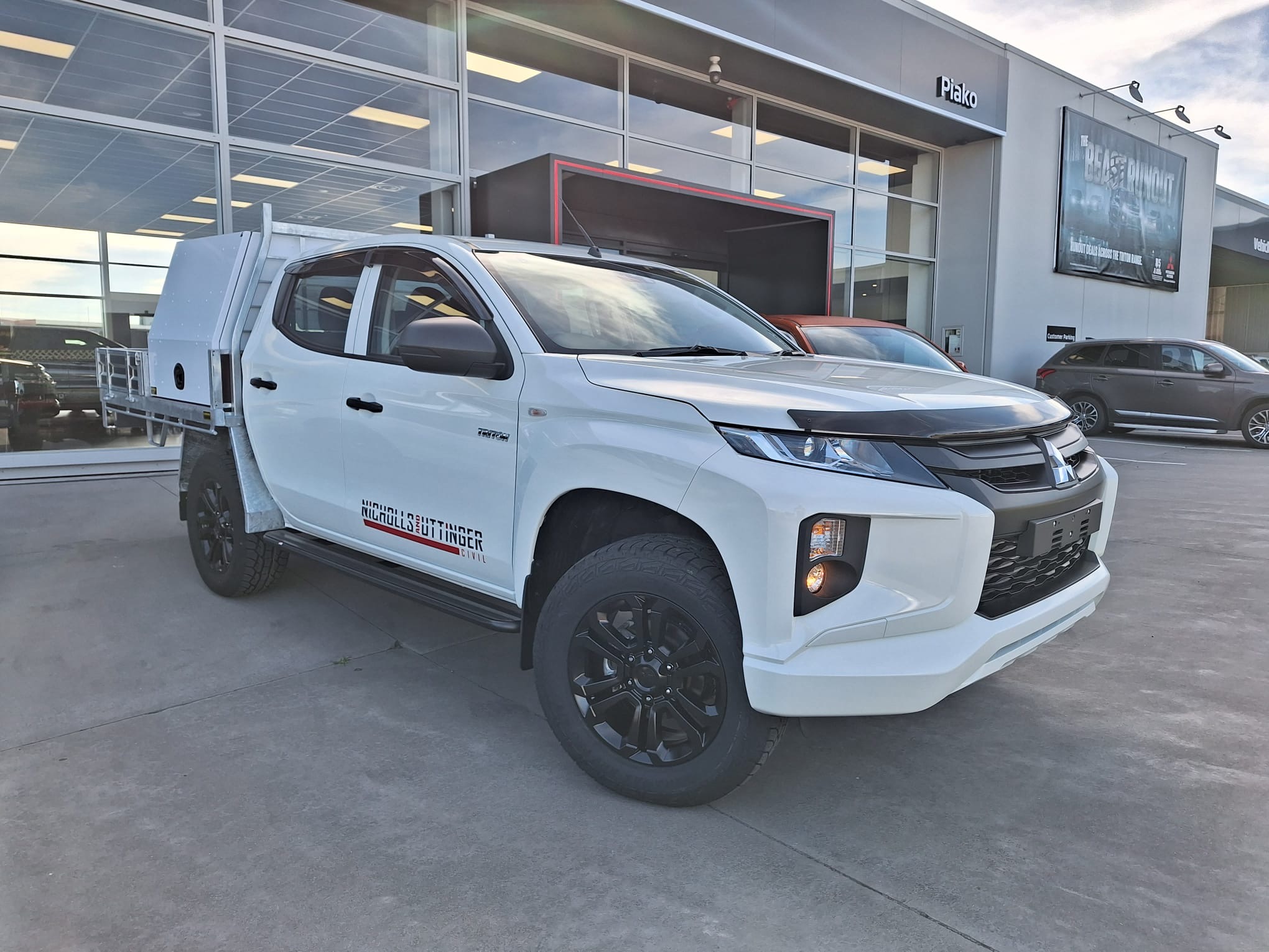 Mitsubishi Triton
